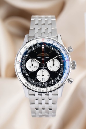 Breitling navitimer b01 - 1,
