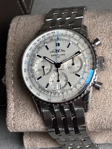 Breitling navitimer b01 - breitling,